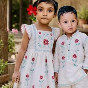 Suisuta Handmade Kids Dress – বাঙালি ঐতিহ্যের হাতে তৈরি বাচ্চাদের পোশাক